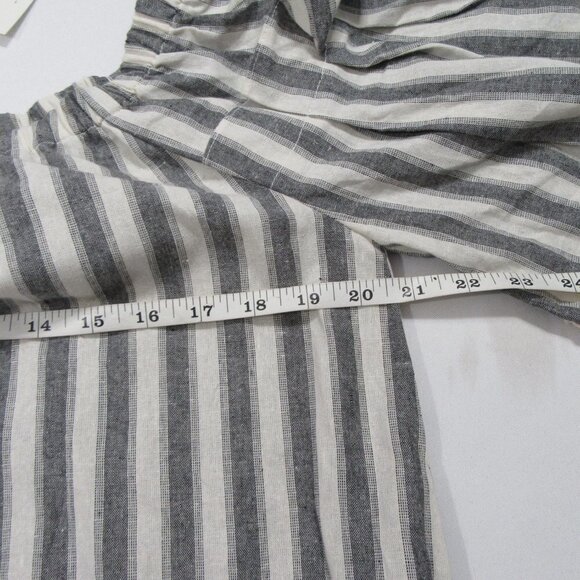 Umgee Striped Linen Crochet Off Shoulder Dress
New - Picture 8 of 9